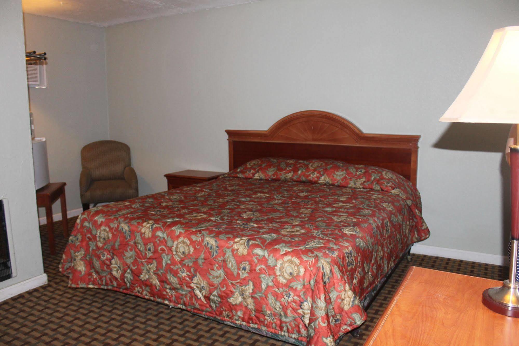 Coach N Four Motel Grass Valley Kültér fotó